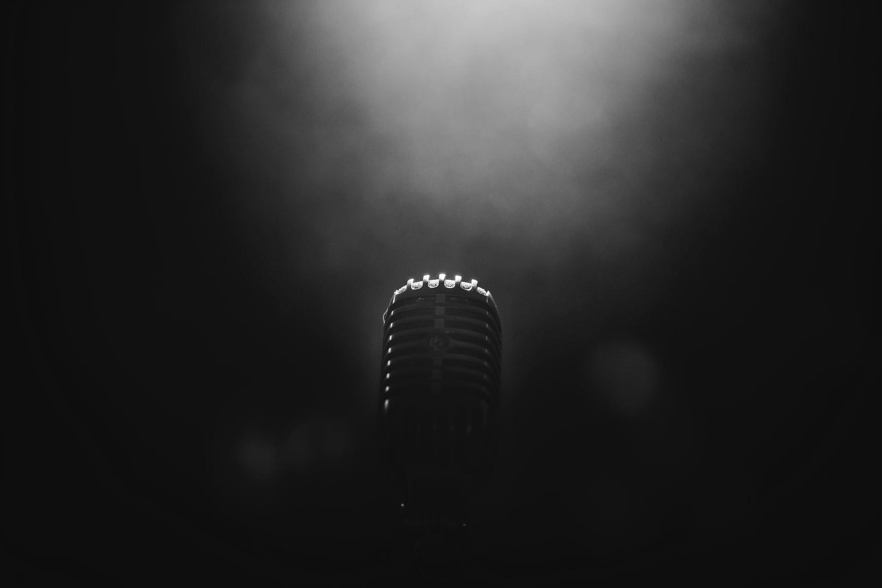 Photo 1507676385008 e7fb562d11f8